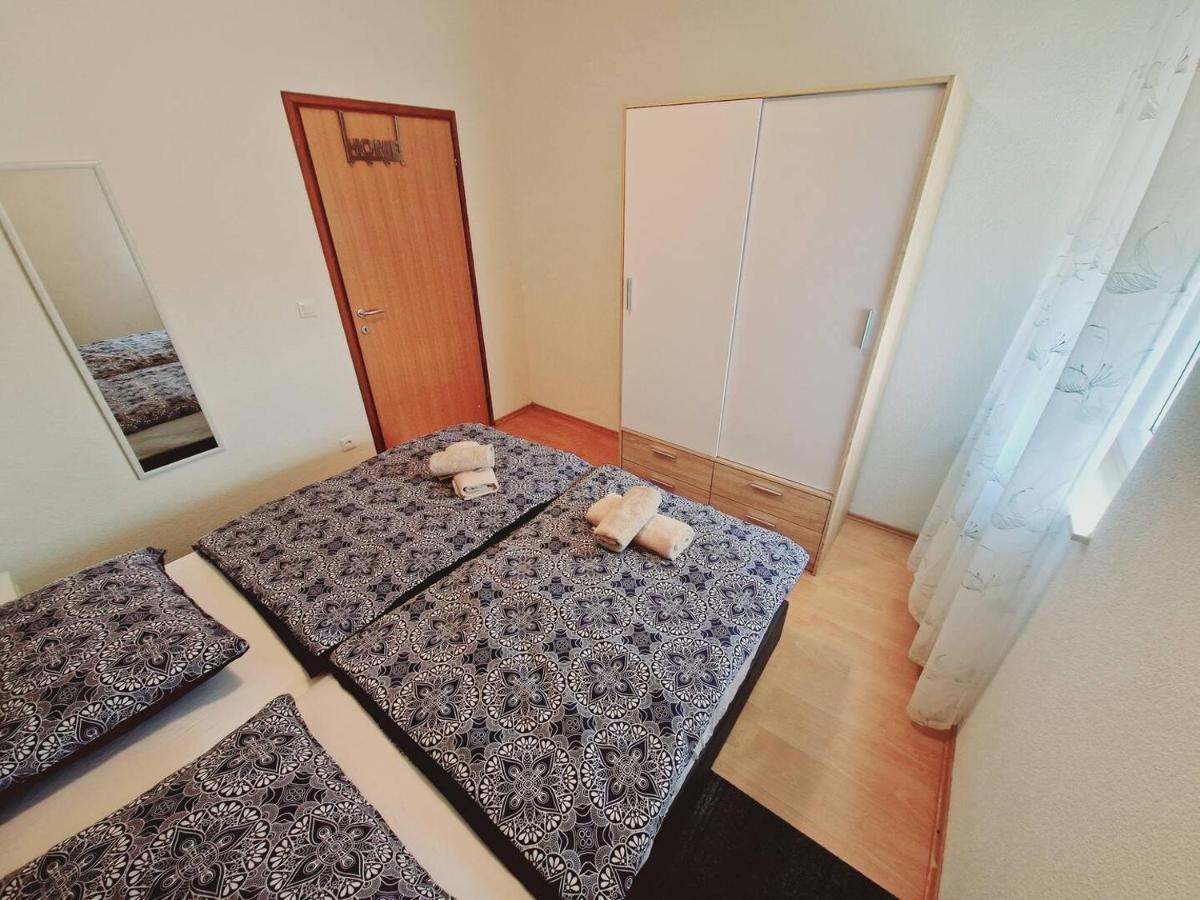 Apartments In Rijeka, Free Parking And Large Terrace, 15Min Drive From The Beach Экстерьер фото