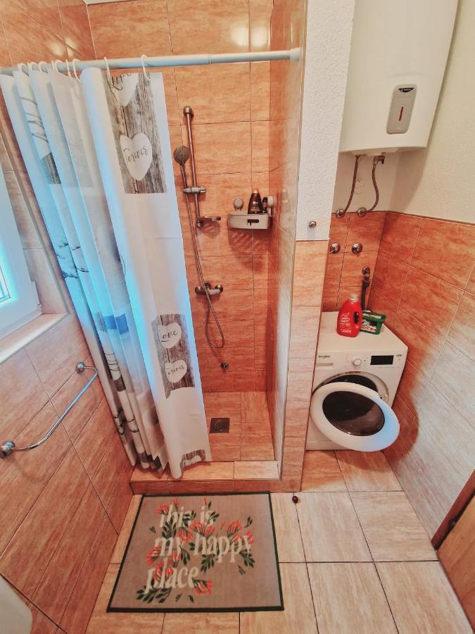 Apartments In Rijeka, Free Parking And Large Terrace, 15Min Drive From The Beach Экстерьер фото