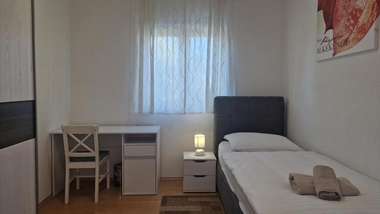Apartments In Rijeka, Free Parking And Large Terrace, 15Min Drive From The Beach Экстерьер фото